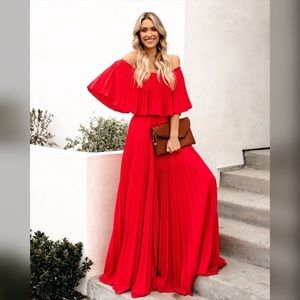 Vici Red pleated maxi dress- size small